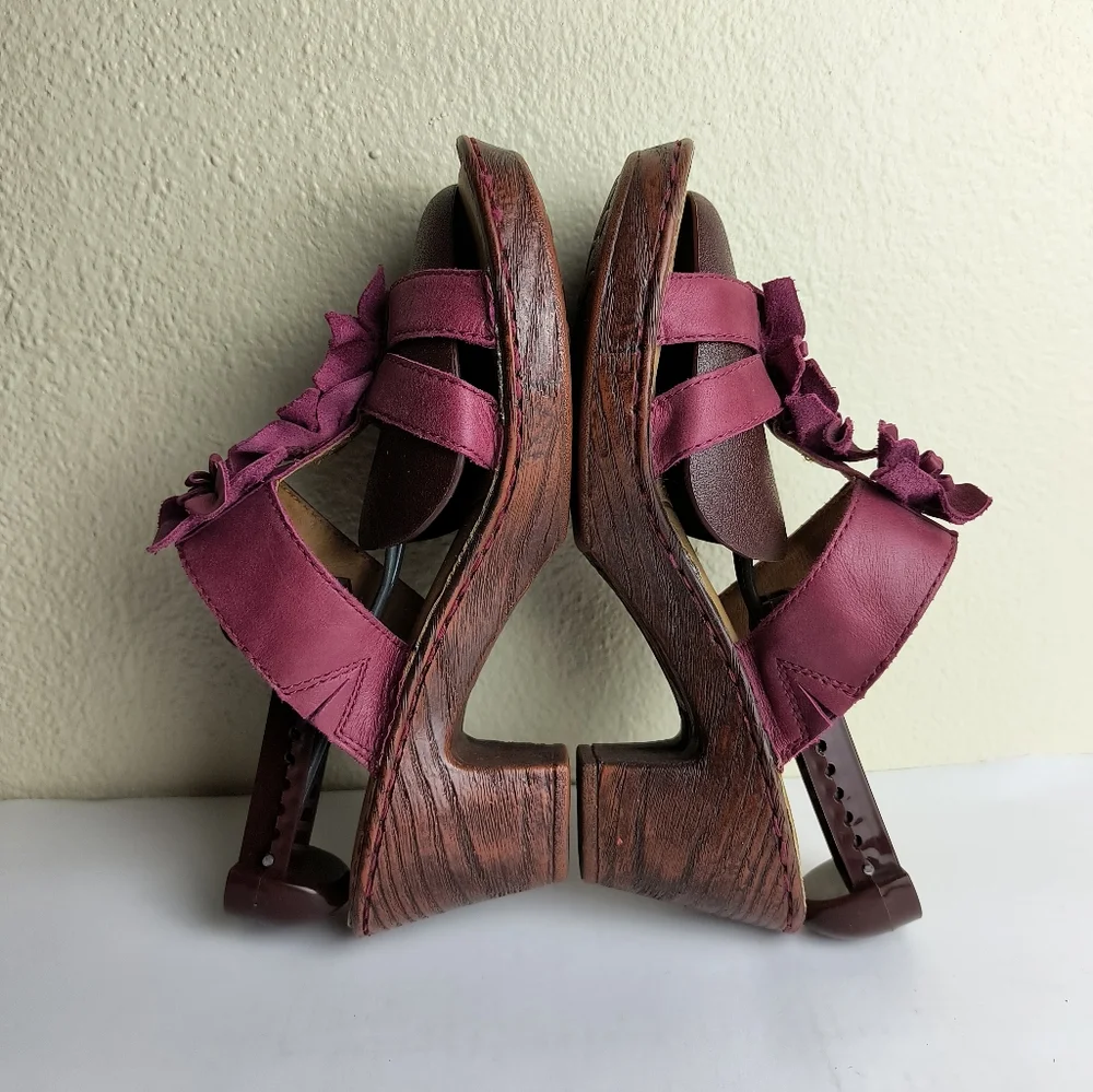Born Zenia Electro Size 9 Purple and Brown Wedge Heel Sandals  Bow Detail